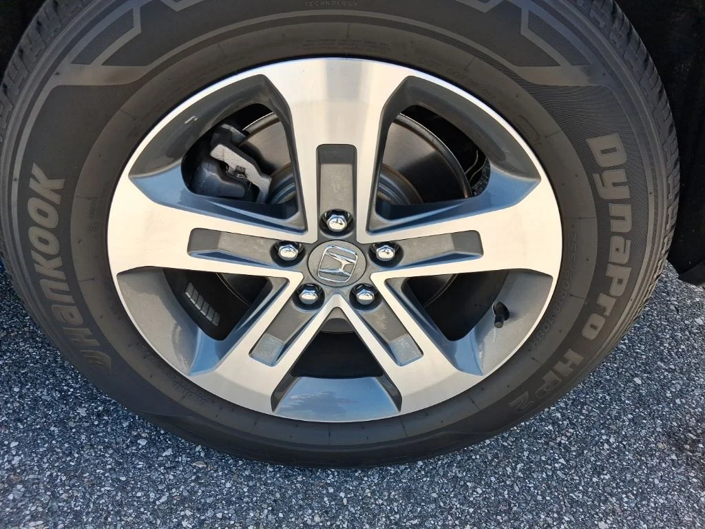 Used 2025  Honda EX-L image 11