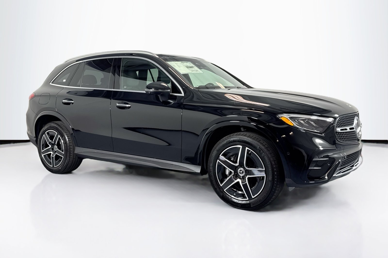New 2026 Black Mercedes-Benz GLC 300 image 3