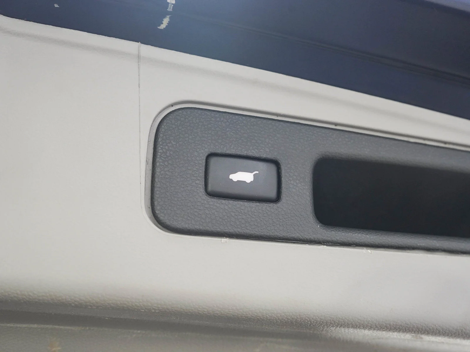 Used 2014 Obsidian Blue Pearl Honda EX-L image 10