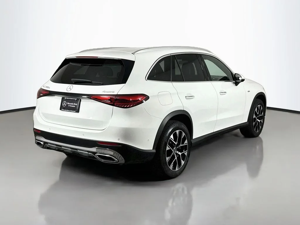 Used 2025 White Mercedes-Benz GLC 350e image 7