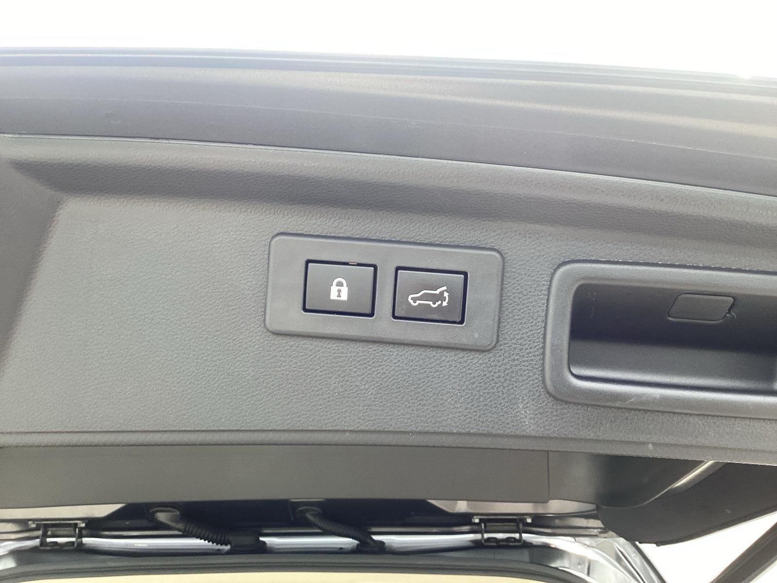 Used 2024 Magnetite Gray Metallic Subaru Premium image 8
