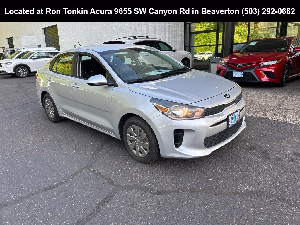 Used 2018 Silky Silver Kia S image 1