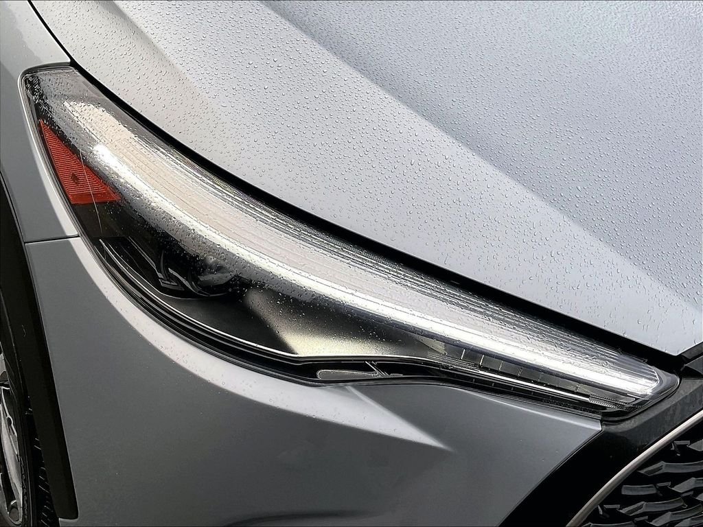 Used 2023 Silver Toyota XLE image 33