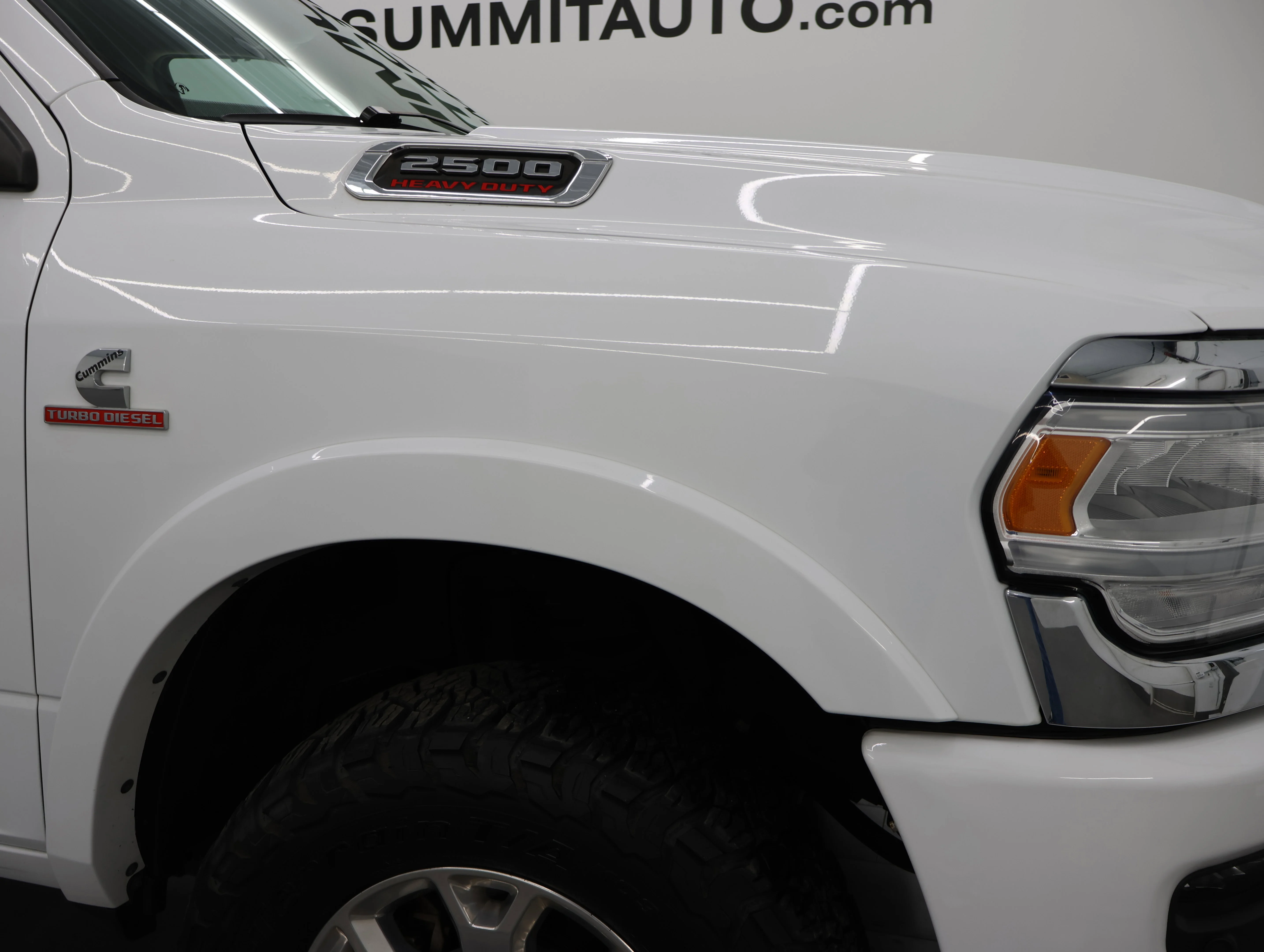 Used 2022 Bright White Clearcoat Ram Laramie image 21