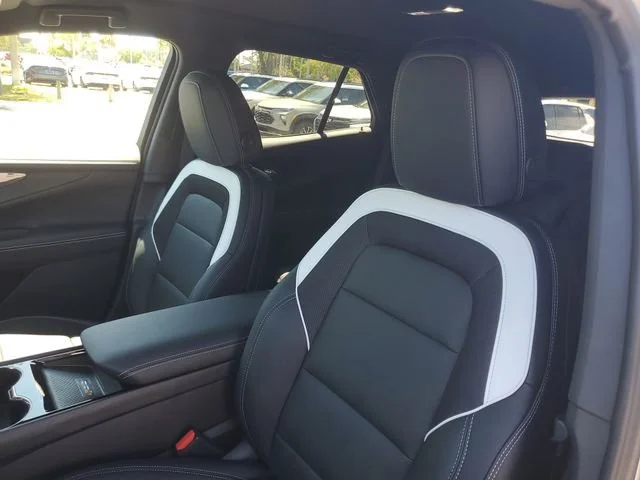 2025 Chevrolet Blazer EV LT - Photo 16