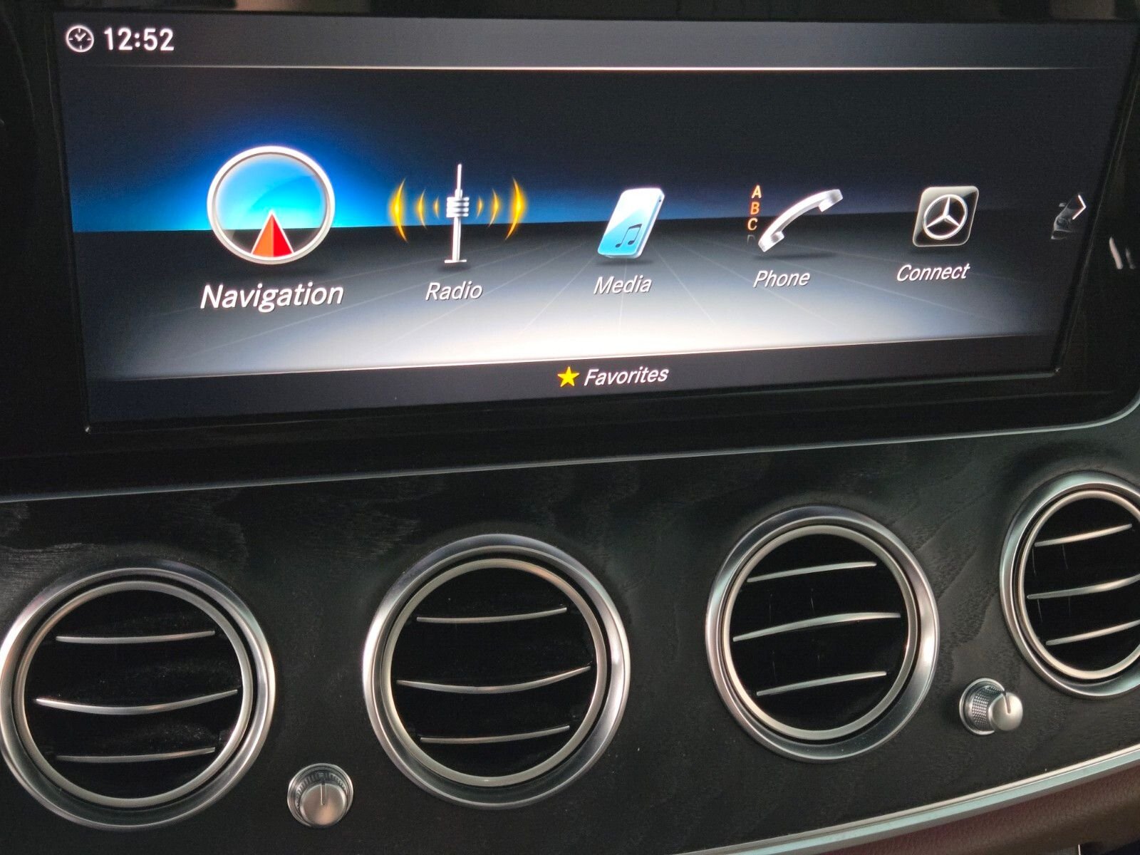 Used 2019 Black Mercedes-Benz E 300 image 26