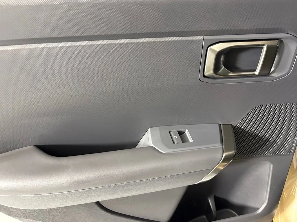 New 2027 Brown Kia X-Line S image 36