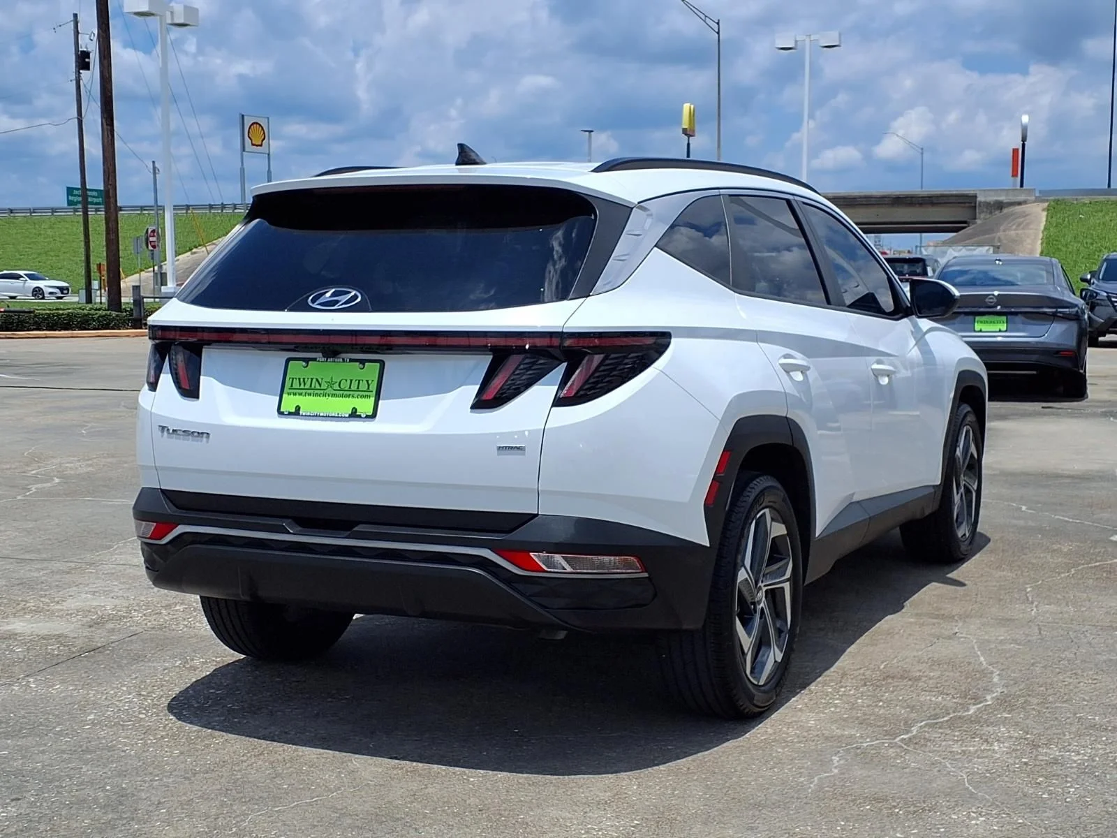 Certified Used 2024 White Hyundai SEL image 6