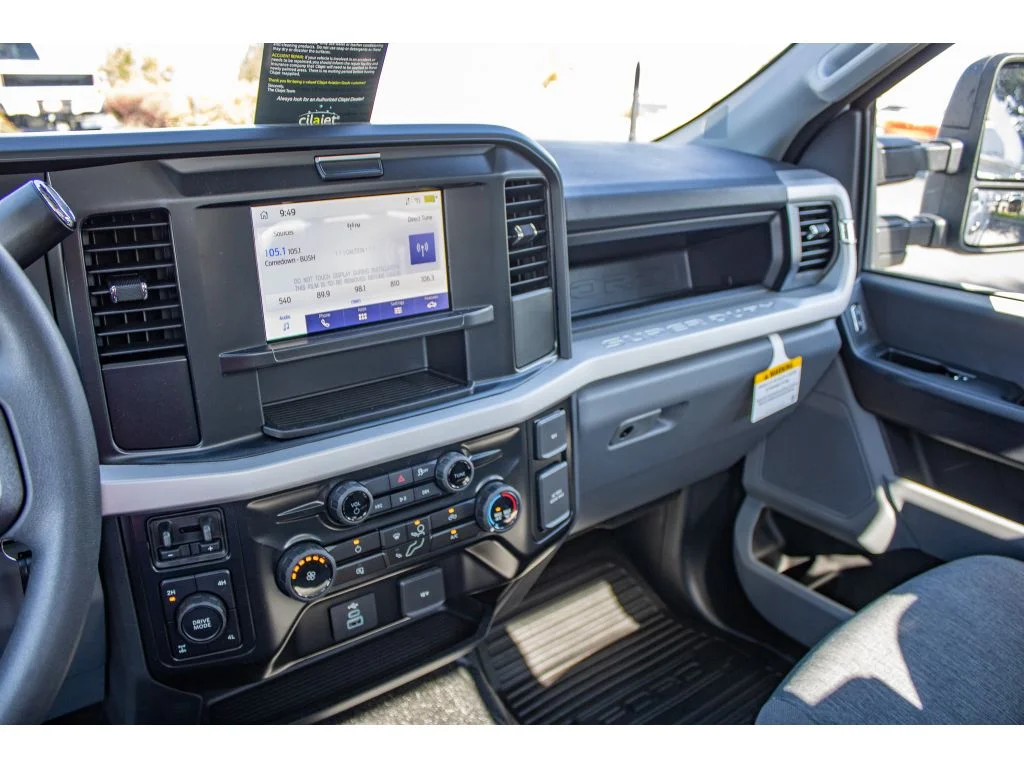 New 2026 OXFORD WHITE Ford XL image 31