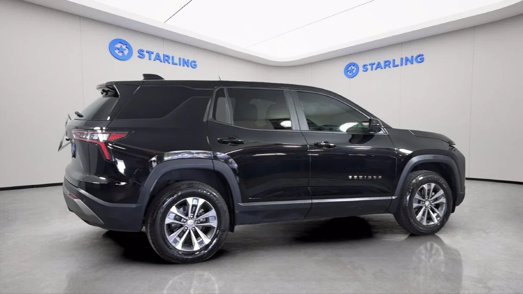 Used 2025 Mosaic Black Metallic Chevrolet LT image 12