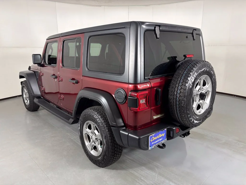 Used 2021 Red Jeep Unlimited Sport image 6
