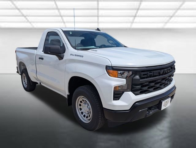 New 2026 Summit White Chevrolet WT image 1
