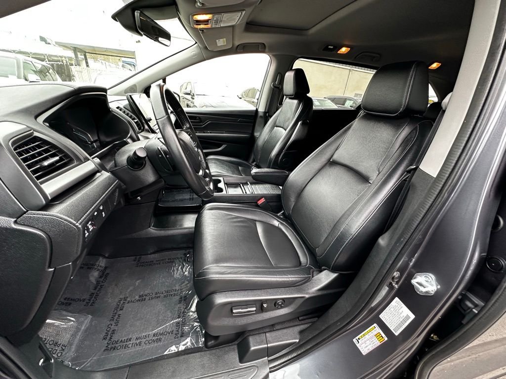 2024 Honda Odyssey EX-L - Photo 14