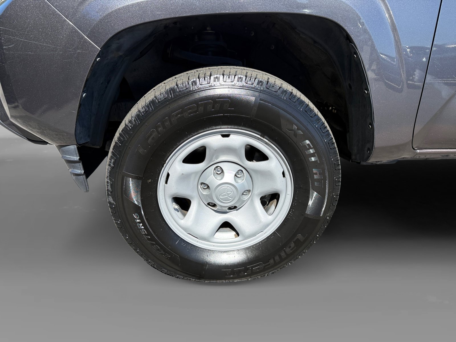 Used 2020 Magnetic Gray Metallic Toyota SR image 9