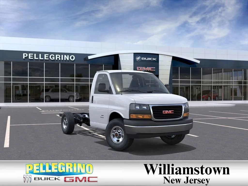 2025 GMC Savana Cutaway