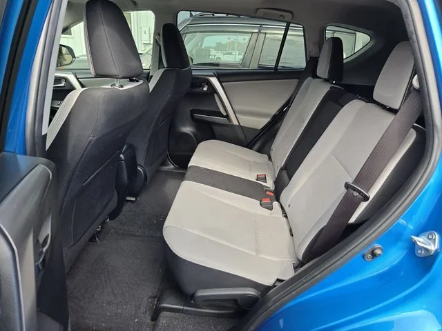Used 2017 Blue Toyota XLE image 8