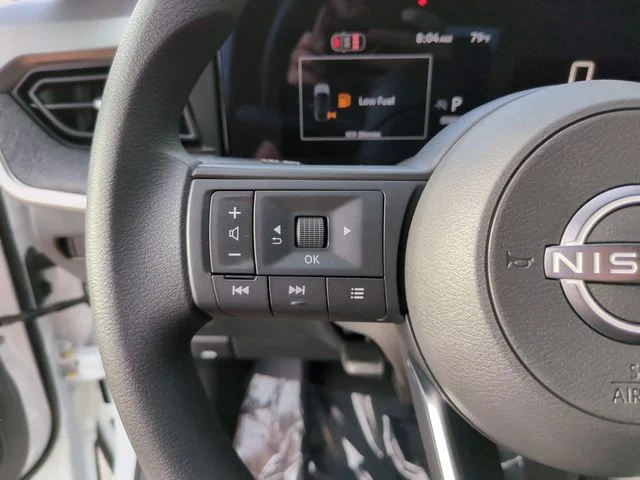 New 2026 Aspen White TriCoat / Super Black Two-tone Nissan SV image 24