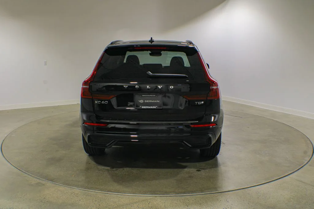 New 2026 Onyx Black Metallic Volvo T8 Plus image 4