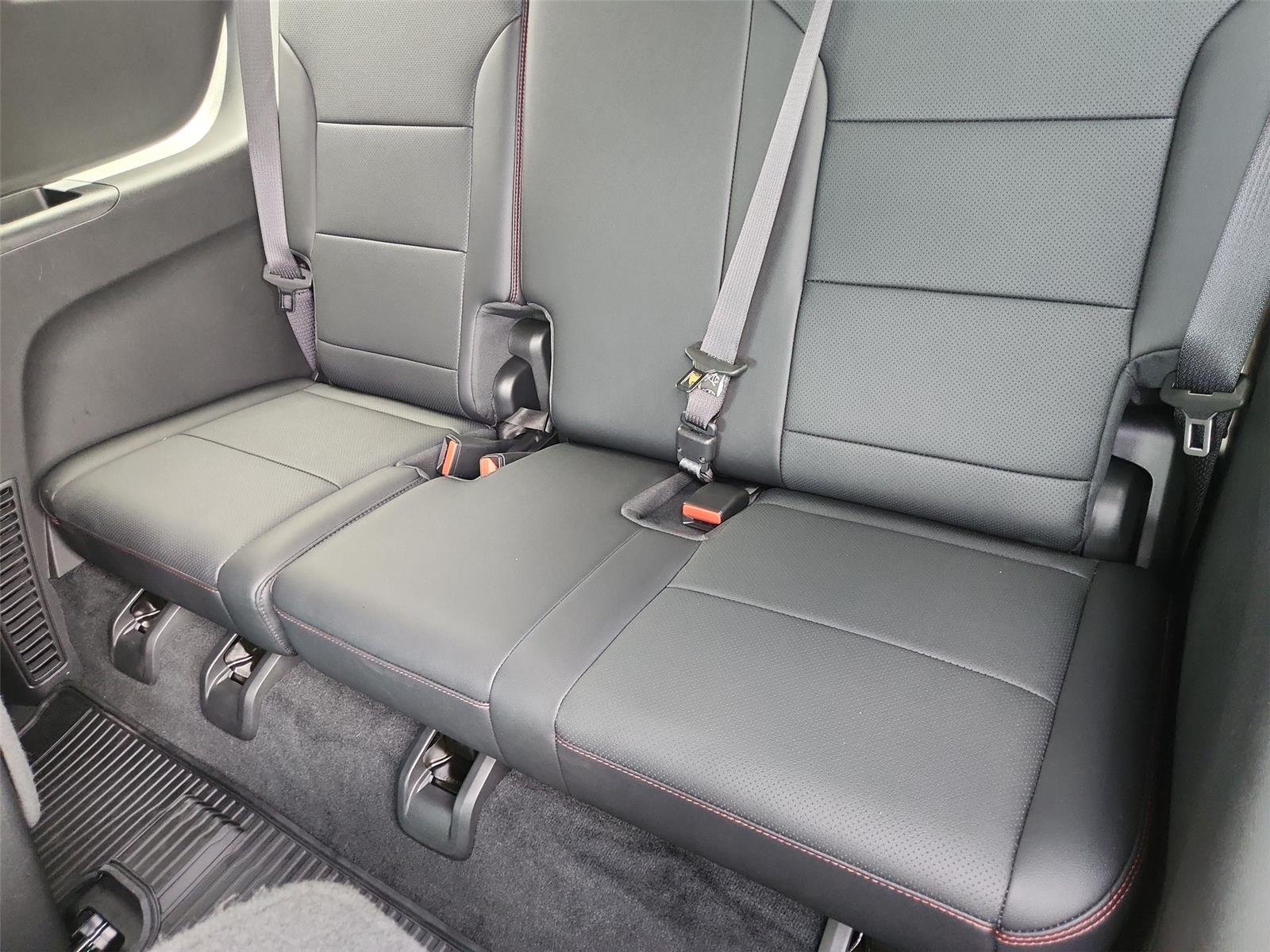 Used 2025 Sterling Gray Metallic Chevrolet RS image 36