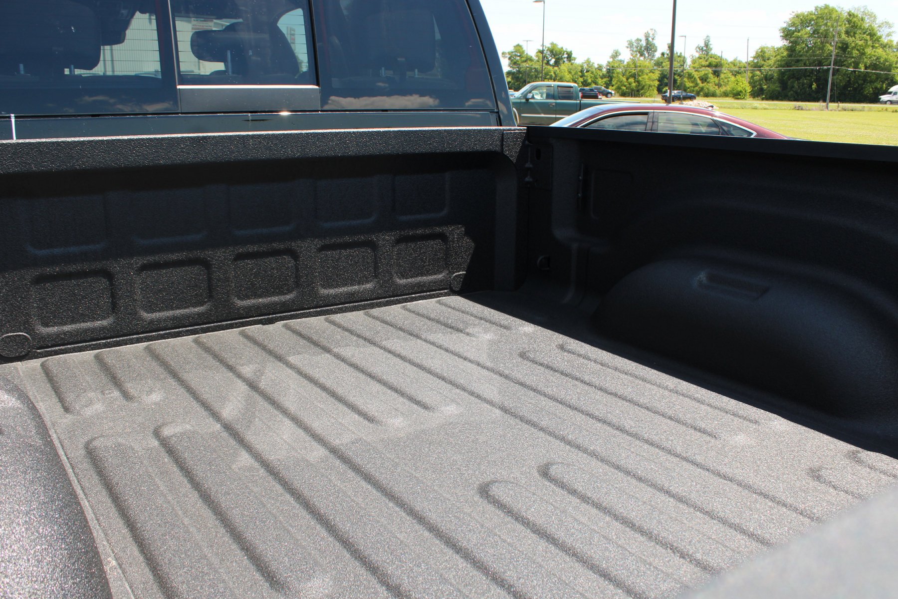 New 2026 Diamond Black Crystal Pearl-Coat Exterior Paint RAM Laramie 4x4 Crew Cab 6