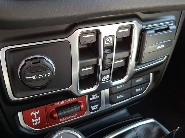 New 2026 Gray Jeep Rubicon image 18