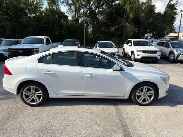 Used 2014 Crystal White Pearl Volvo T5 image 4