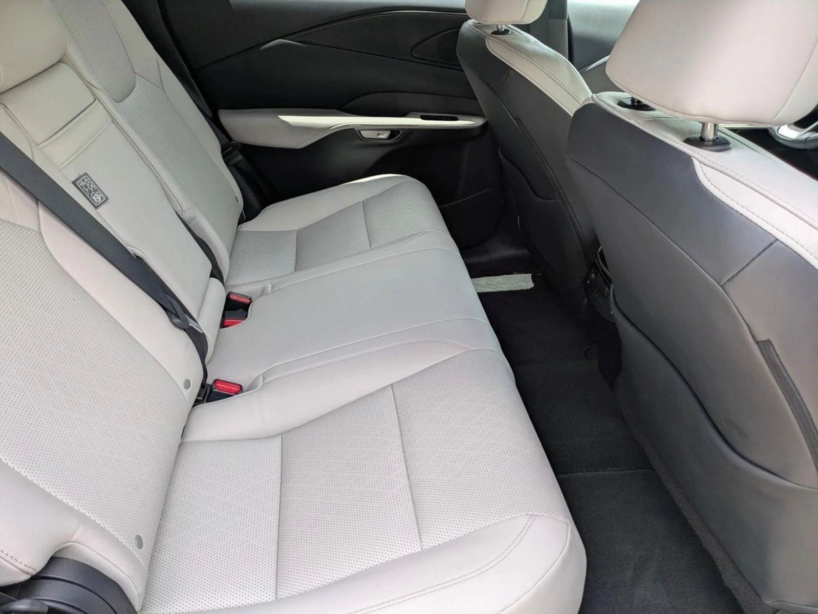 Certified Used 2024 Cloudburst Gray Lexus RX 350 Premium Plus image 19