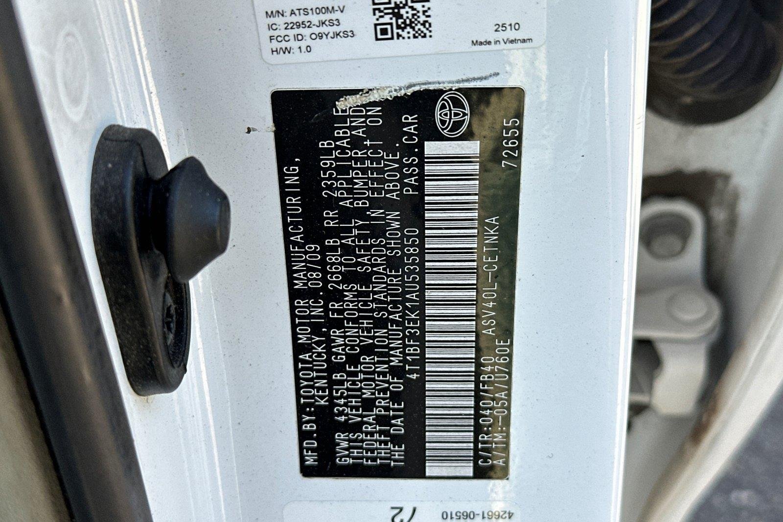 Used 2010 Super White Toyota SE image 25