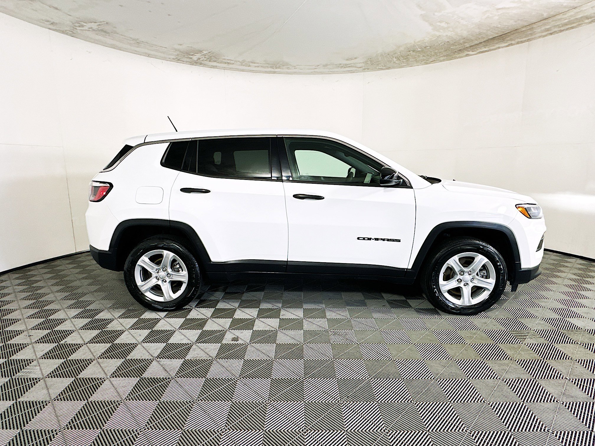 3C4NJDAN1PT574902