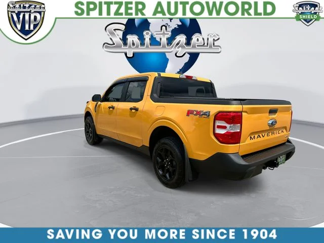 Used 2023 Orange Ford XLT image 7
