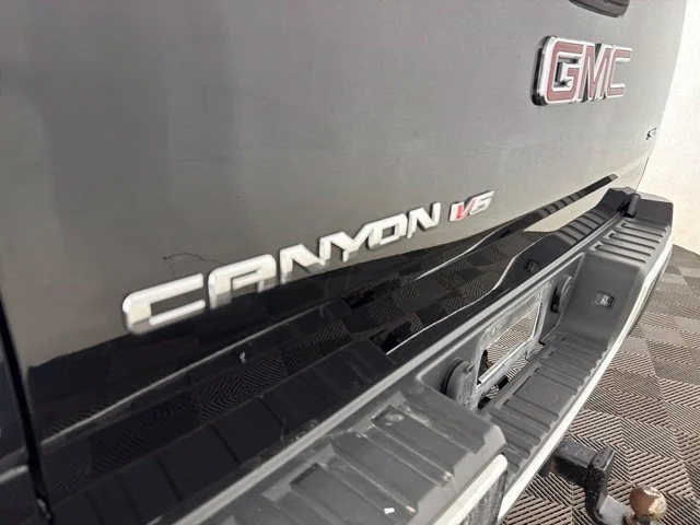 Used 2019 Black GMC SLE1 image 30