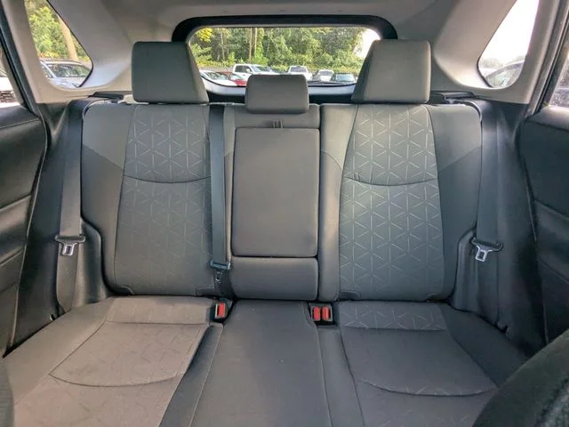 Used 2019 Midnight Black Metallic Toyota XLE image 21