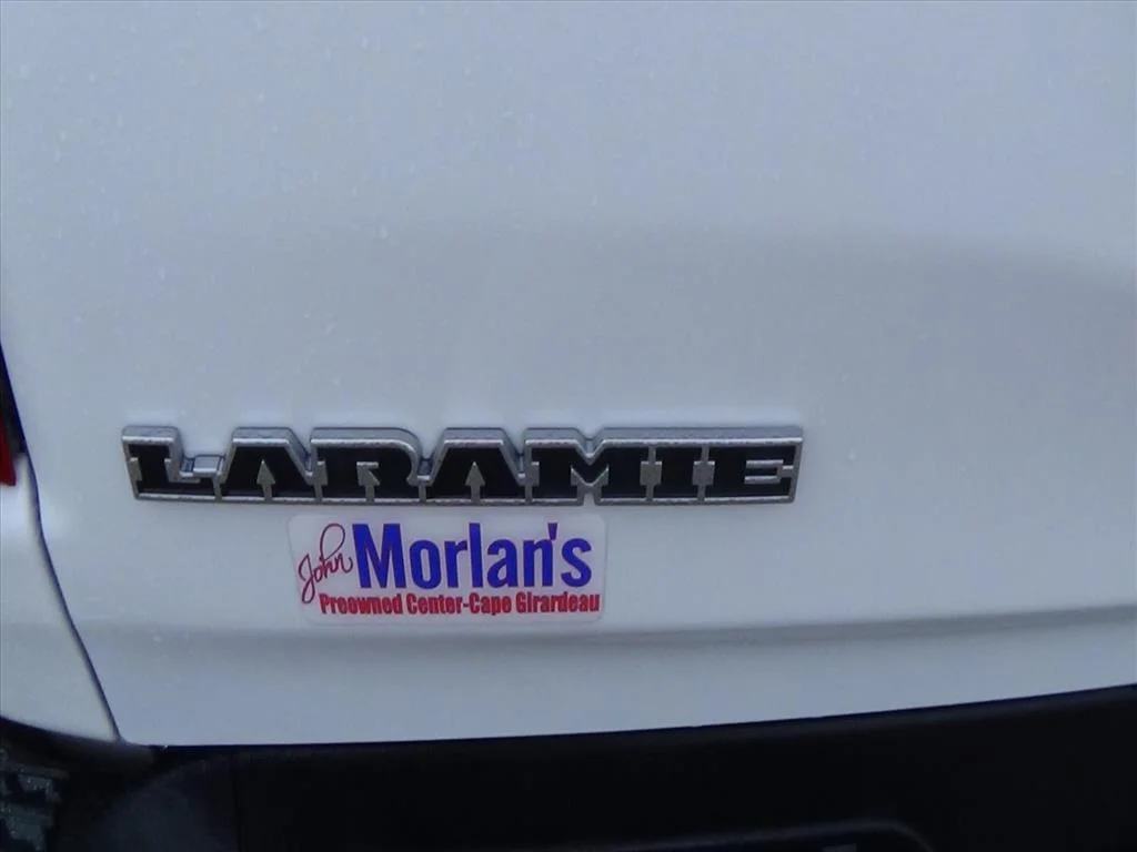 Certified Used 2025 Ivory Tri-Coat Pearl (pwd) RAM Laramie image 10