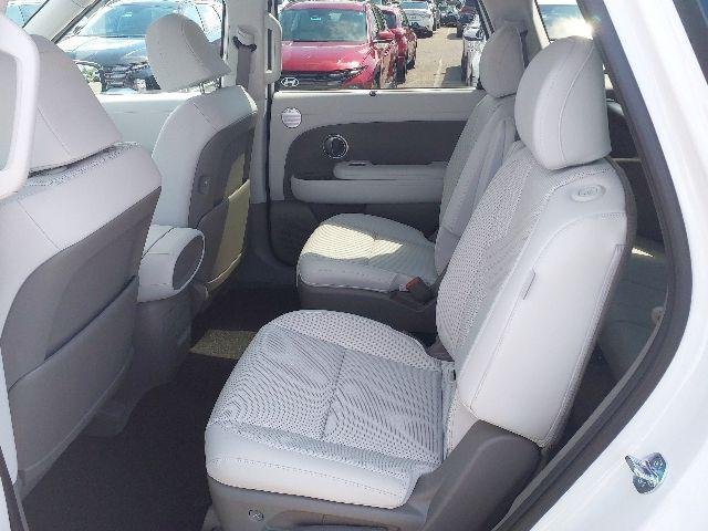 New 2026 White Pearl Hyundai SEL Premium image 10