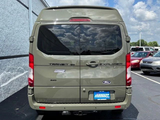 New 2026 Green Ford Explorer Limited SE image 9