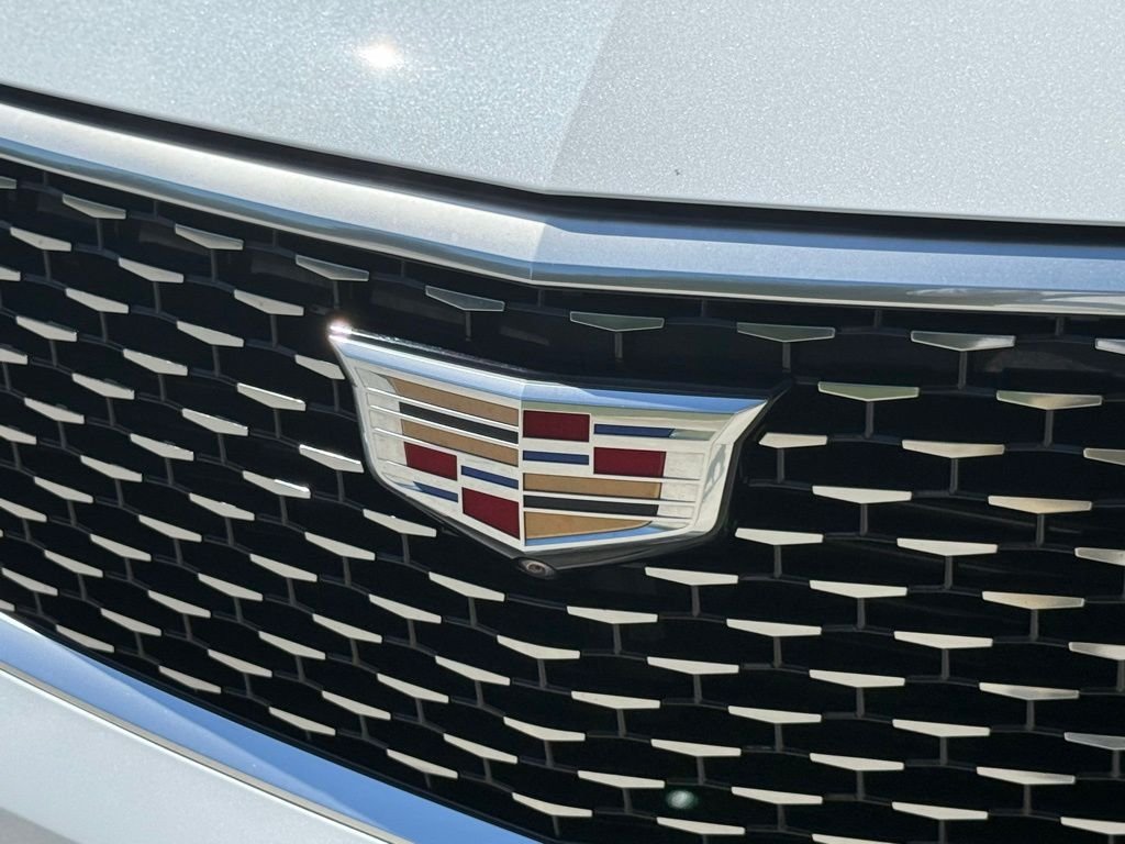 Used 2024 White Cadillac Premium Luxury image 8