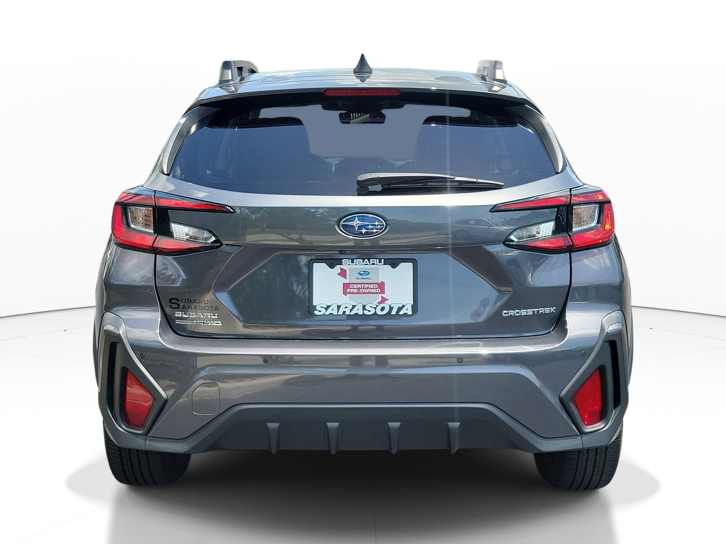 Used 2024 Magnetite Gray Metallic Subaru Limited image 4