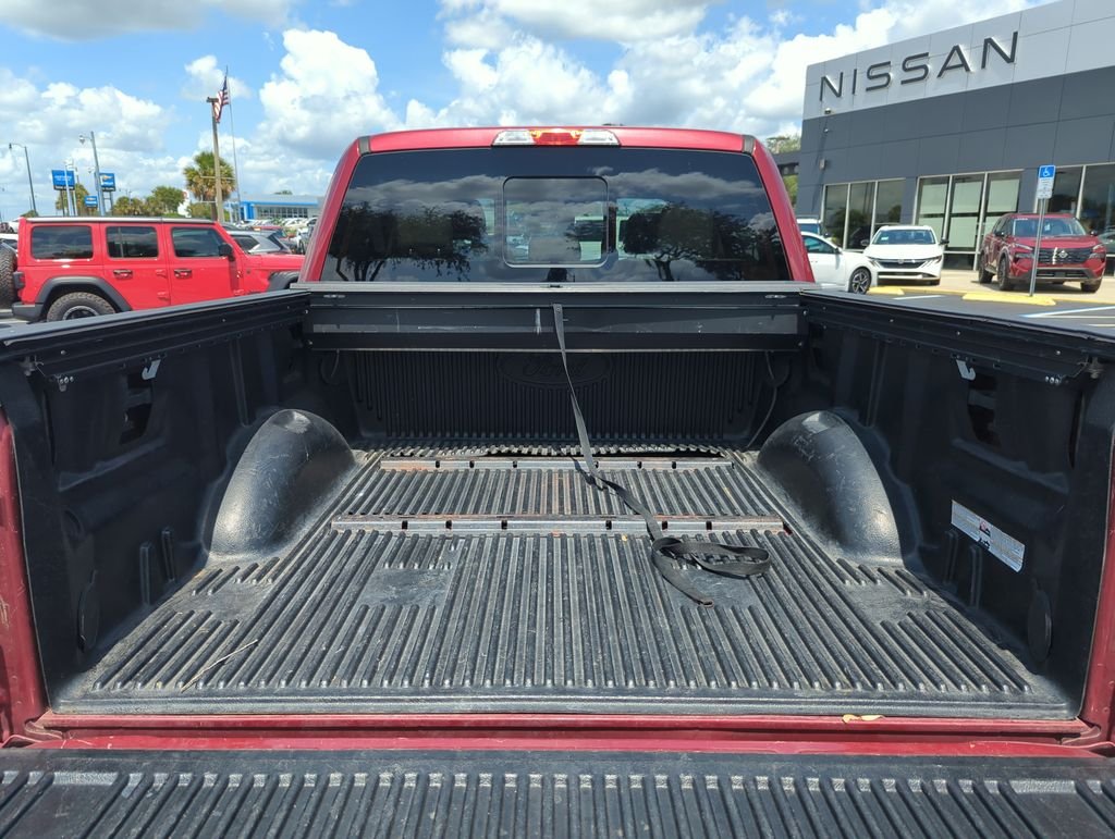 Used 2015 Red Ford XLT image 19