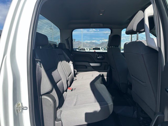 Certified Used 2019 SUMMIT WHITE Chevrolet LT image 28