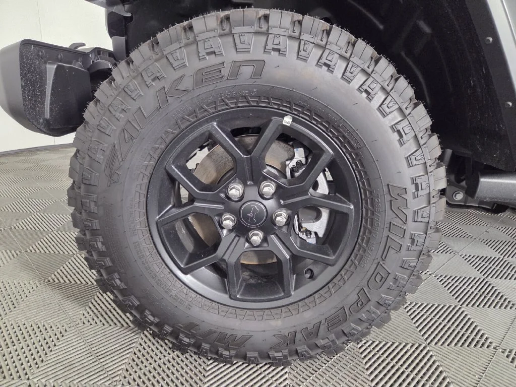 2026 Jeep Wrangler 4-Door Willys - Photo 7