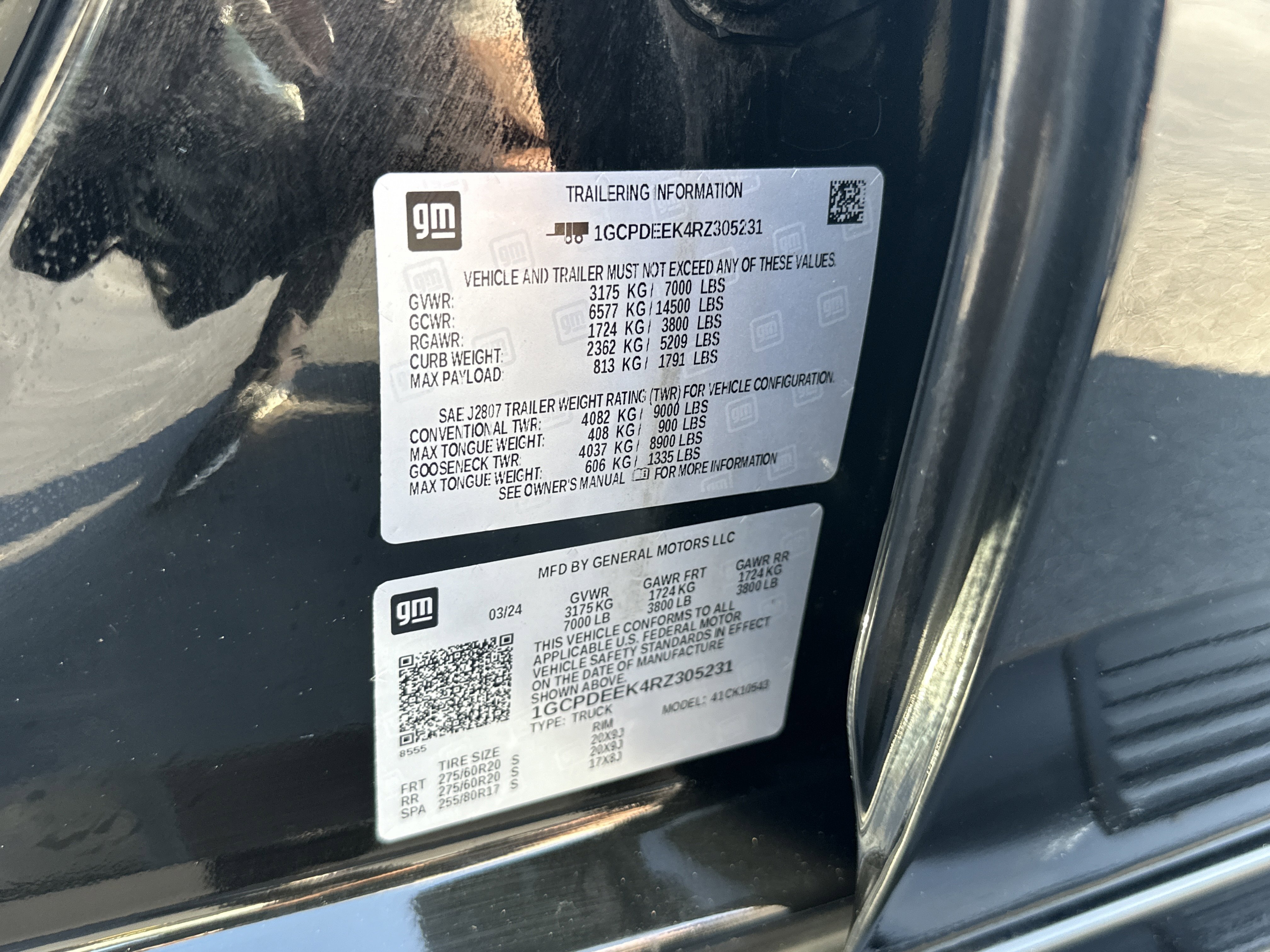 Used 2024 Black Chevrolet RST image 33