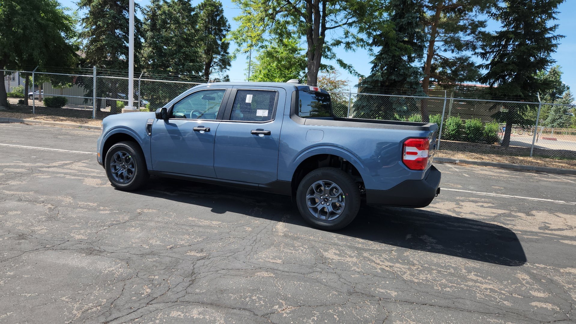 New 2026 Azure Gray Metallic Tri-Coat Ford XLT image 5
