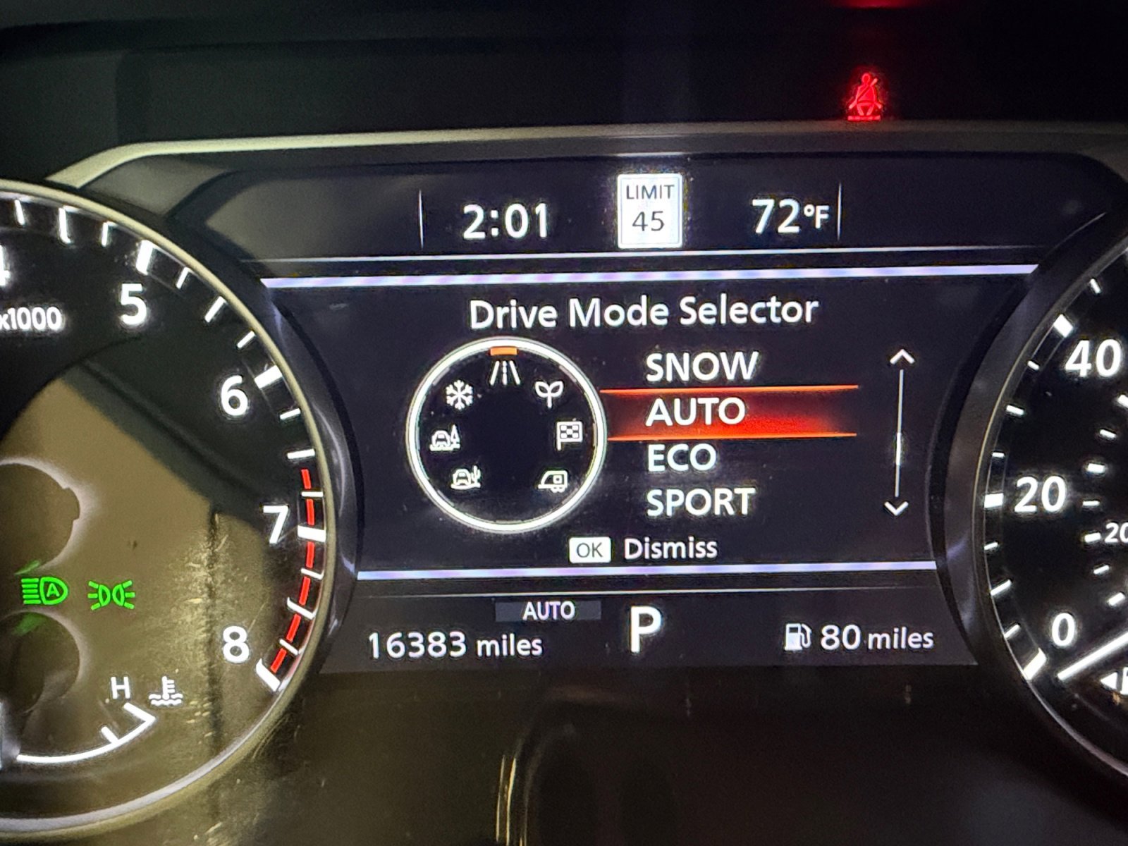 Used 2025 Scarlet Ember Tintcoat Nissan SL image 42