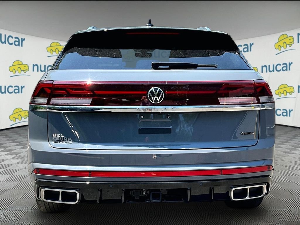 Used 2024 Gray Volkswagen 2.0T SEL R-Line image 6