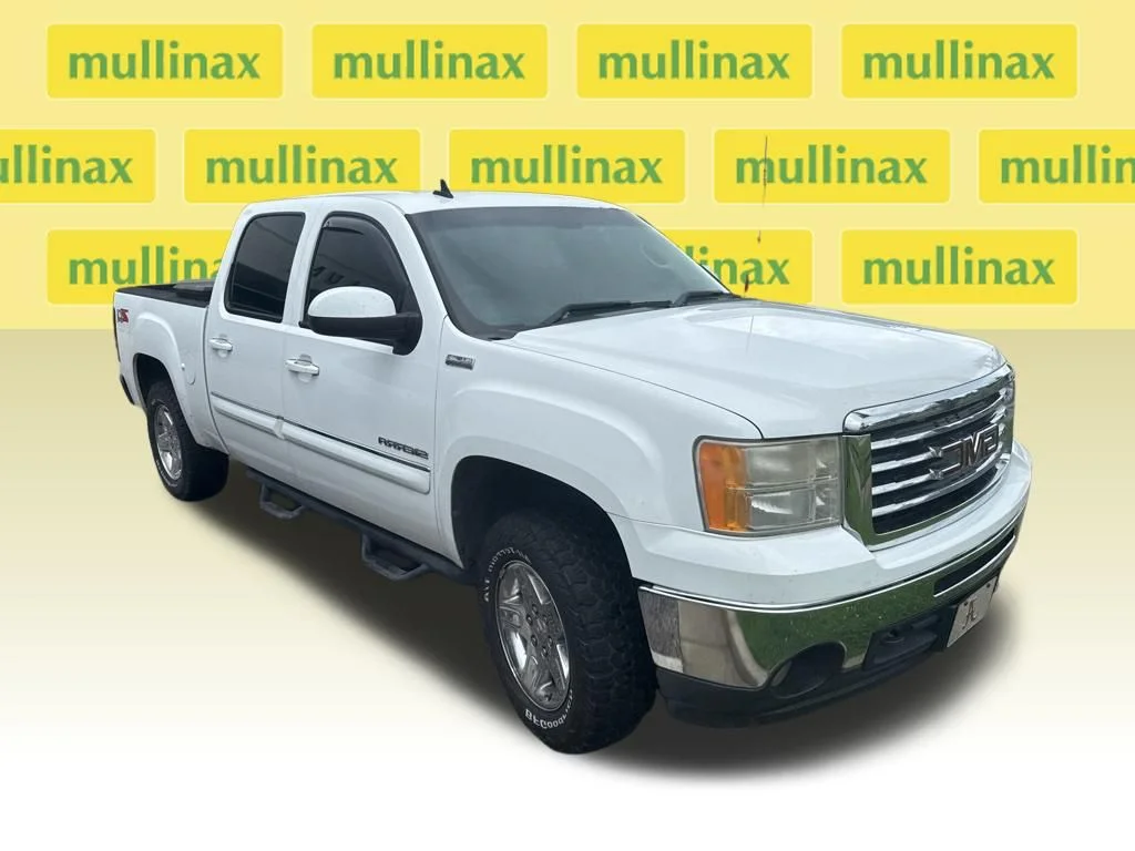 Used 2012 White GMC SLE image 1