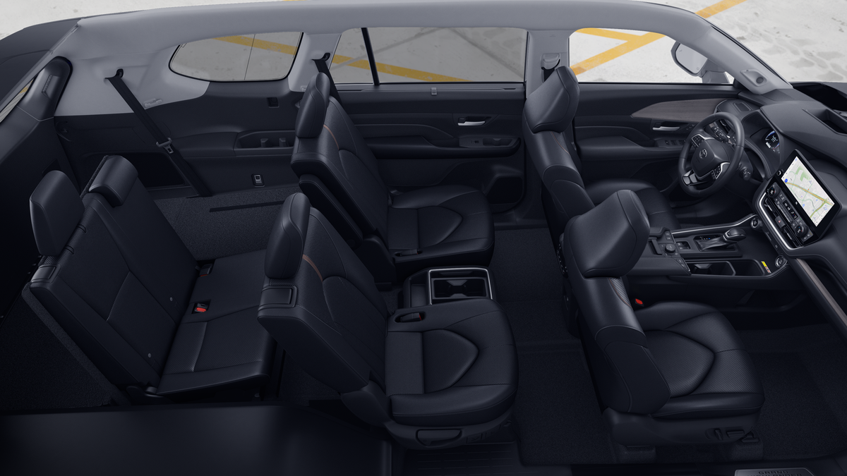 New 2026 Midnight Black Metallic Toyota Platinum image 22