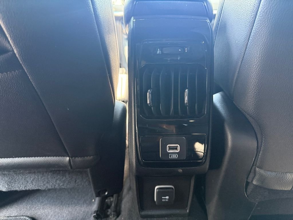 Used 2024 White Jeep Limited image 22