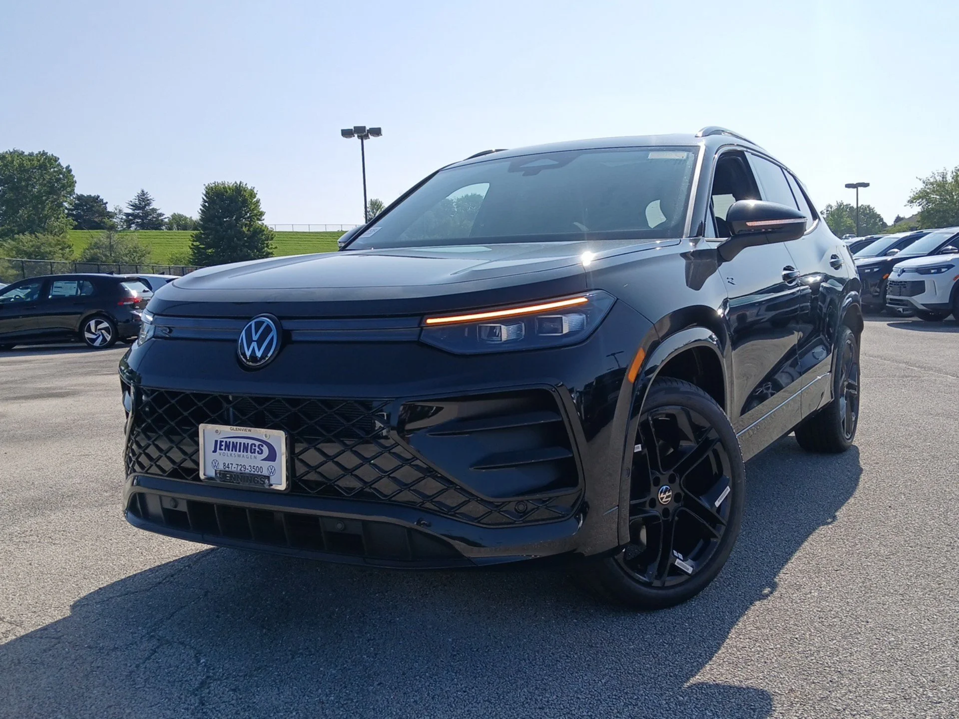 New 2026 Deep Black Pearl Volkswagen SE R-Line Black image 30