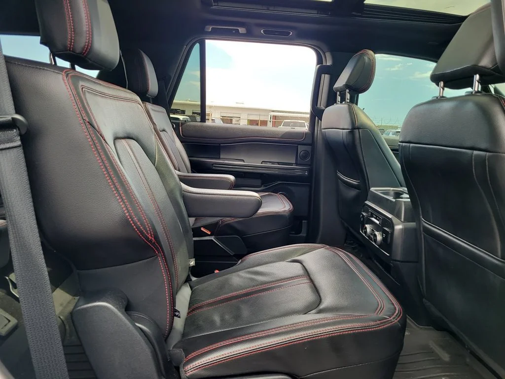 Used 2021 White Ford Limited image 28
