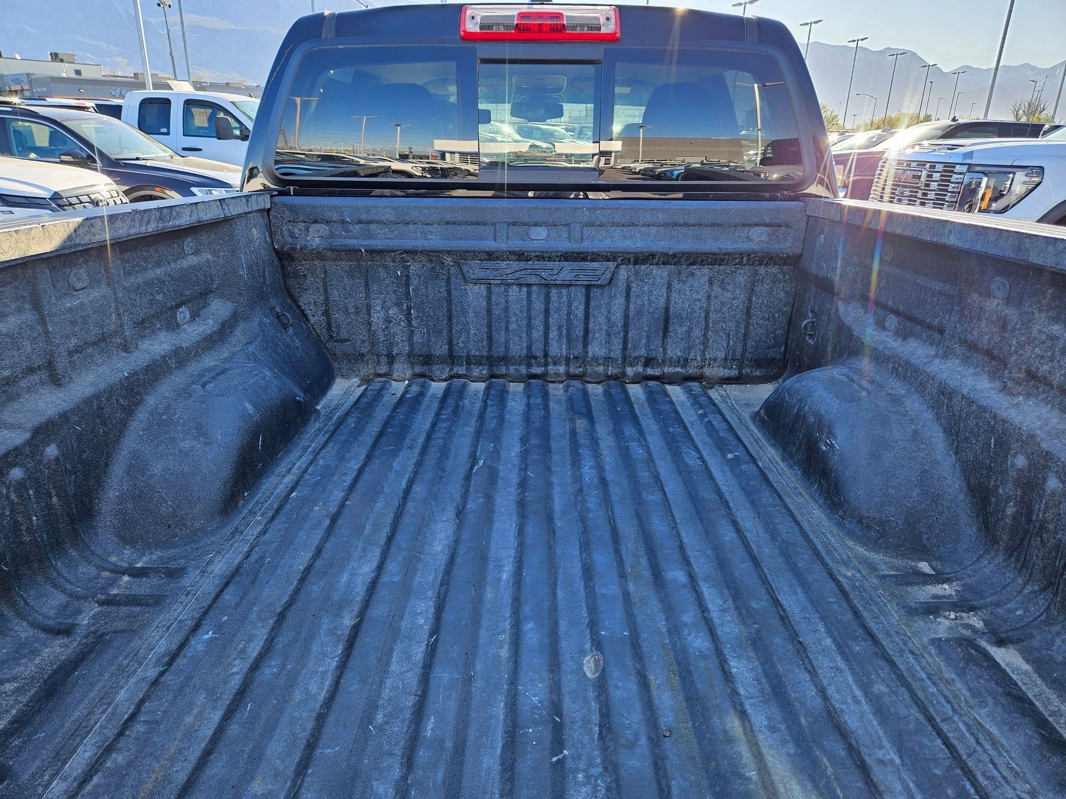 Used 2022 Black Chevrolet 4WD ZR2 image 27